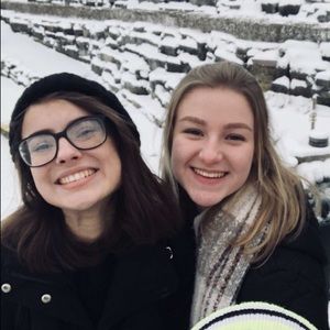 Meet your Posher, Abby